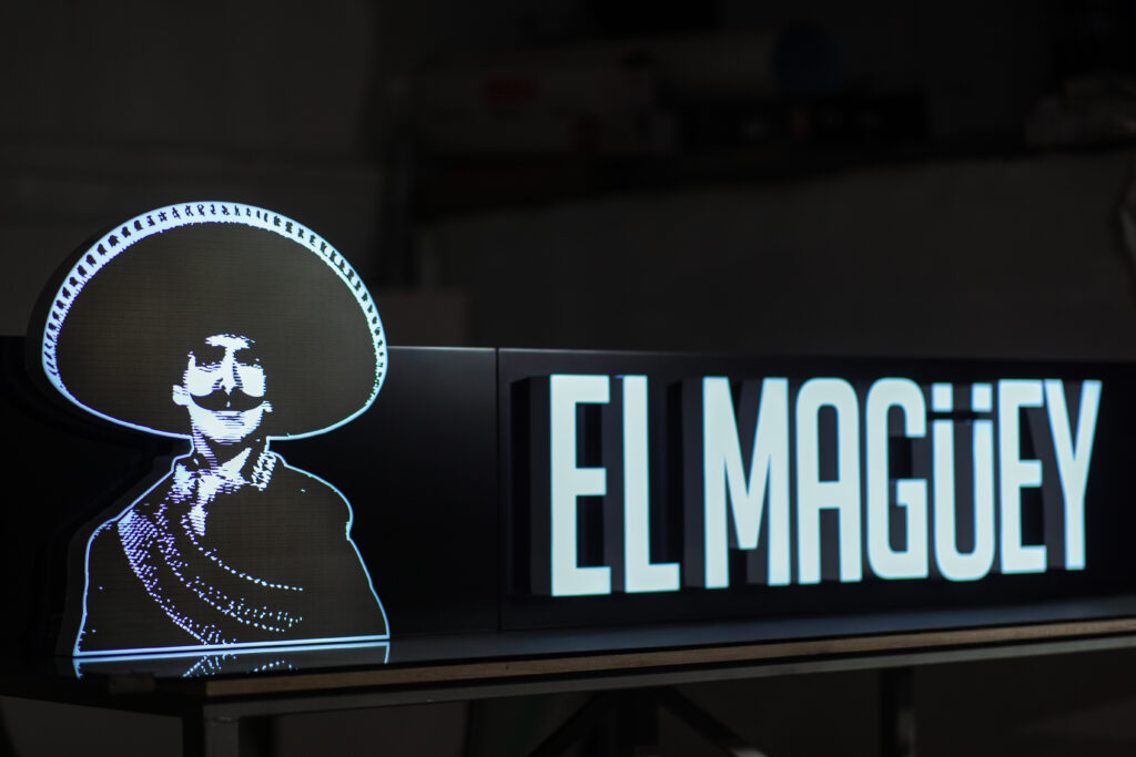 litere volumetrice luminoase elmaguei productie publicitara evimedia bucuresti